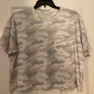 American Eagle Boxy Crop T-shirt